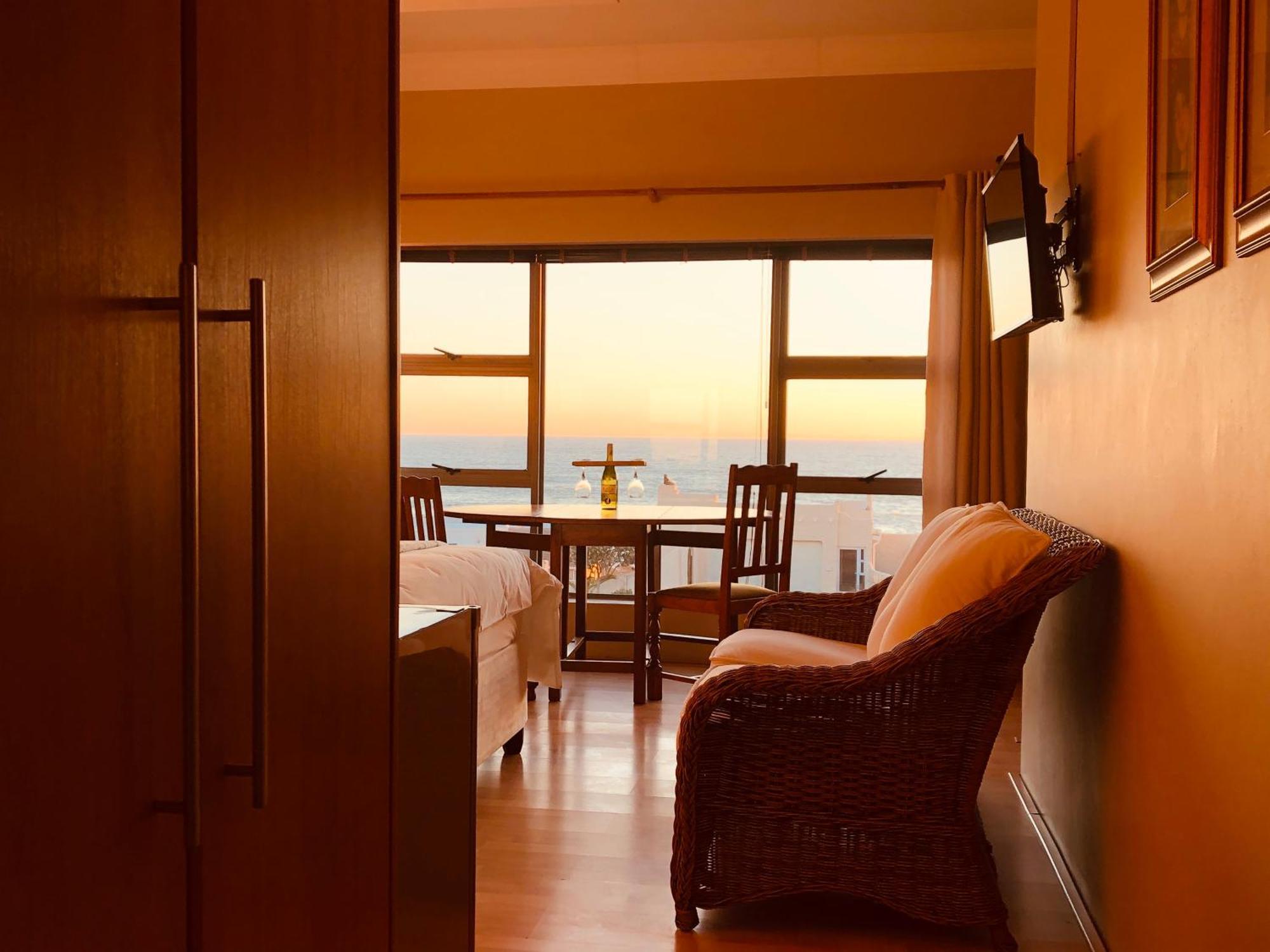 Marine 5 Boutique Hotel Gansbaai Ngoại thất bức ảnh